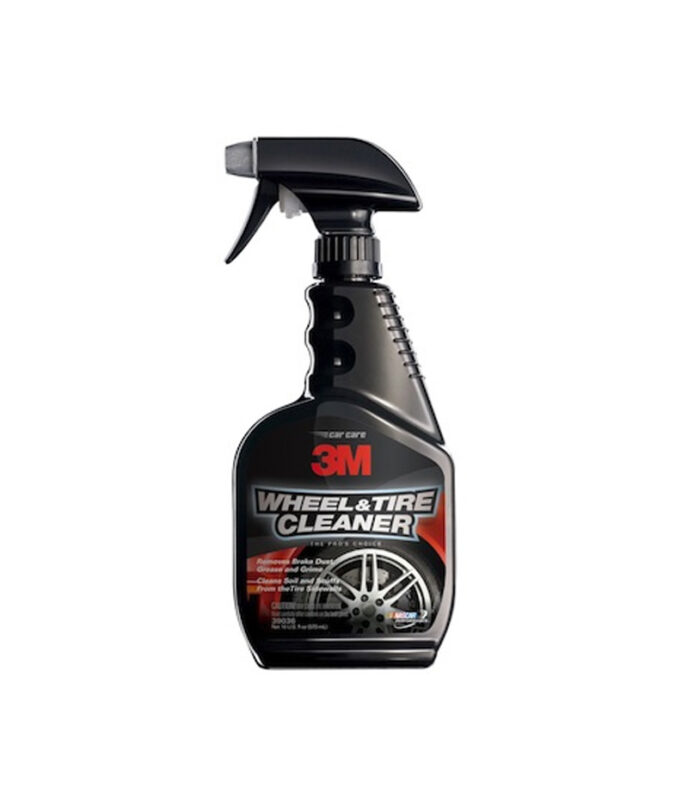 Odstráni nečistoty od bŕzd, mastnotu a iné náletové nečistoty. Taktiež jednoducho očistí špinu z bočných strán pneumatík a dáva diskom vynikajúci lesk.